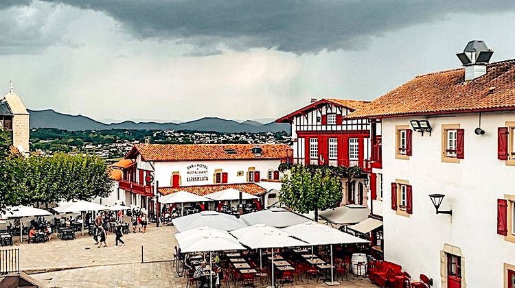 BRAS DE FER - Bidart : Des terrains constructibles, mais...